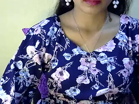 Snapshot of Shab_M chatting on 05.16.26 Shab M online show from 05.16.26