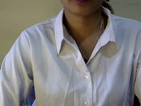 Snapshot of Shab_M chatting on 06.25.26 Shab M online show from 06.25.26