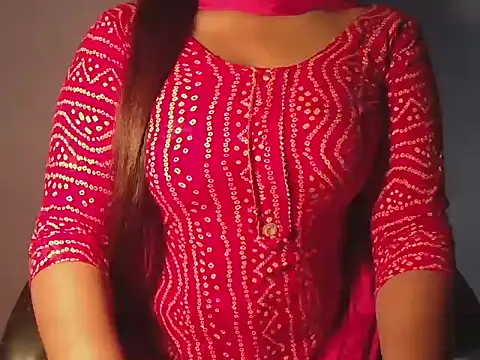 Hotty Suzuka online show from 03.07.26