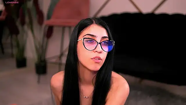 KyraBliss online show from 01.14.26