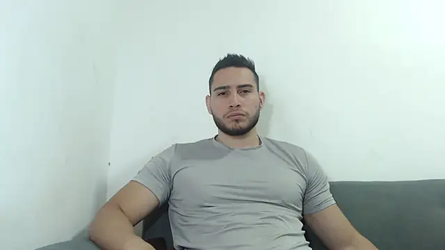 Snapshot of Seank_Noszka chatting on 01.11.26 Seank Noszka online show from 01.11.26