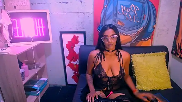 Indianzaraxxx online show from 04.16.26