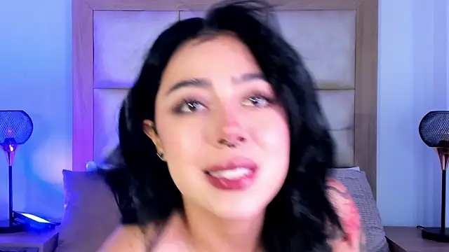 TaniaRedd  online show from 02.09.26