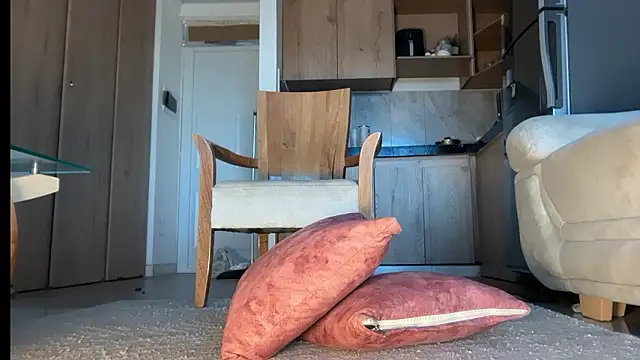 miaferrer777 online show from 02.16.26