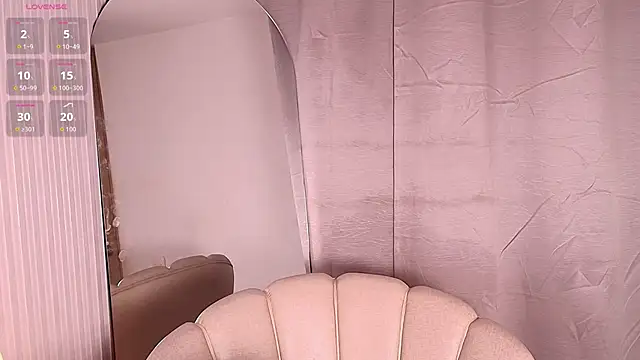 Mia mystic  online show from 04.10.26