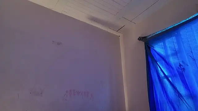 MoonLipsON- online show from 04.21.26