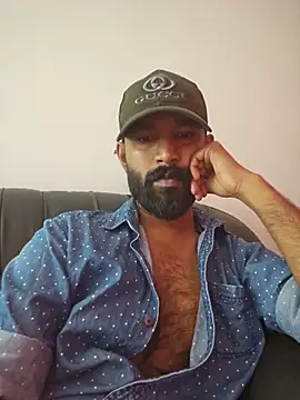Snapshot of Bigkannan chatting on 06.04.26 Bigkannan online show from 06.04.26