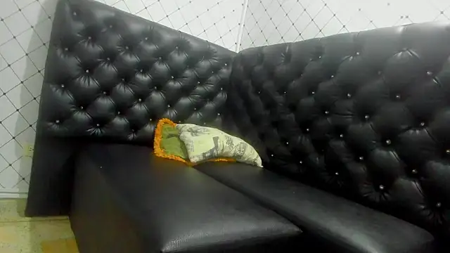 SAMMY THEMADAME online show from 12.17.25