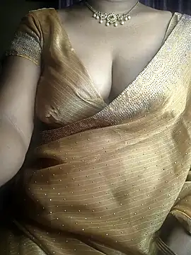 Snapshot of Preeti345 chatting on 04.20.26 Preeti345 online show from 04.20.26