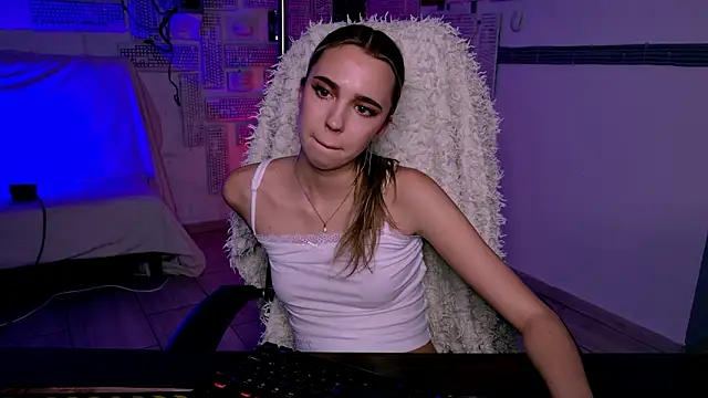 KimPorins online show from 02.14.26