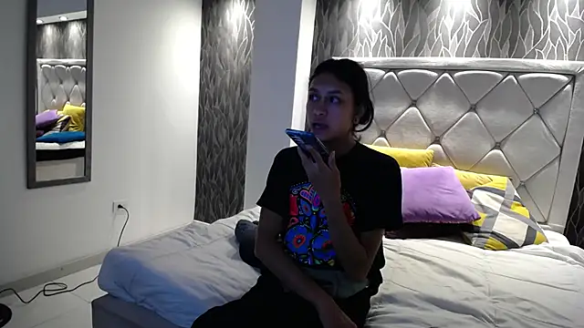 Kat Cute online show from 03.31.26