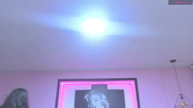 Sara valderrama  online show from 02.19.26