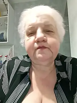 HapinessLovee online show from 02.06.26