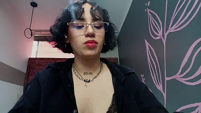 Snapshot of Kiara_Fox__ chatting on 05.04.26 Kiara Fox online show from 05.04.26