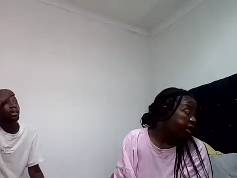 BloodmoonAlpha 1 online show from 02.18.26