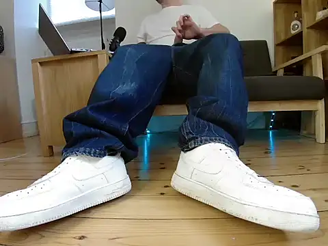 Snapshot of jonas_camboy chatting on 05.19.26 jonas camboy online show from 05.19.26