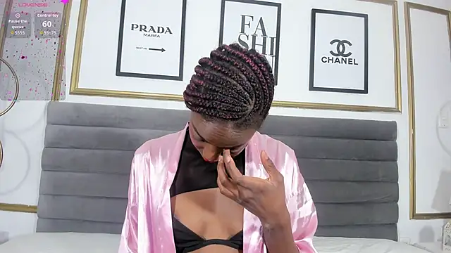 Ririblonde1 online show from 12.21.25