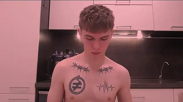 Snapshot of Fredd_Xanders chatting on 02.14.26 Fredd Xanders online show from 02.14.26