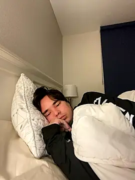 Snapshot of phantom898983 chatting on 01.15.26 phantom898983 online show from 01.15.26