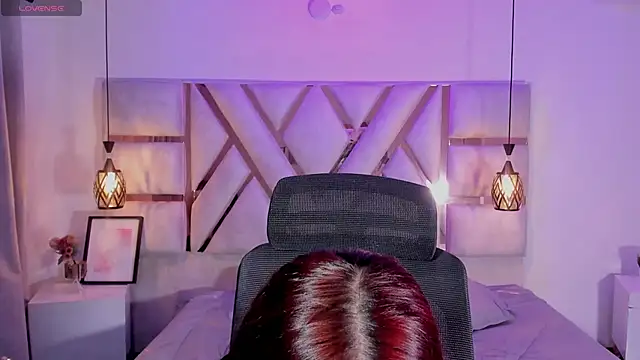 scarlettvg online show from 12.14.25