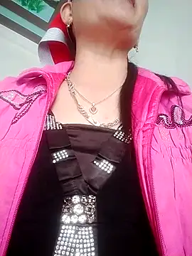 Snapshot of RV616 chatting on 12.21.25 RV616 online show from 12.21.25