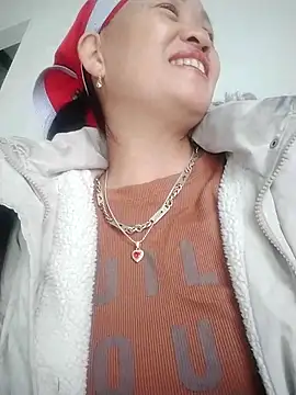 Snapshot of RV616 chatting on 12.22.25 RV616 online show from 12.22.25