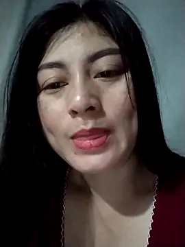 Snapshot of Paerl-sweet chatting on 12.22.25 Paerl-sweet online show from 12.22.25