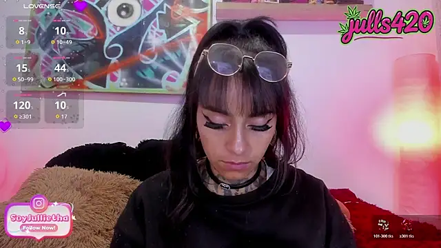 Snapshot of Julls420_ chatting on 07.15.26 Julls420 online show from 07.15.26