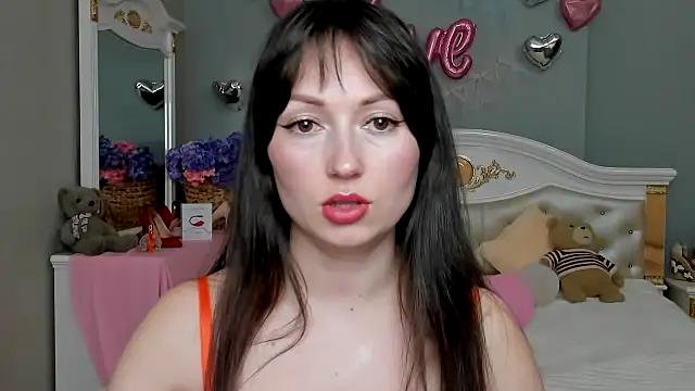 Snapshot of RosiAlina chatting on 04.29.26 RosiAlina online show from 04.29.26