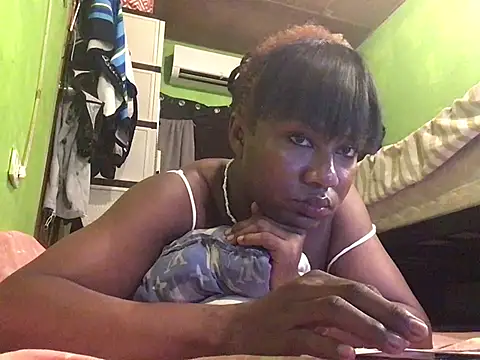 Snapshot of AsianBlackBeauty69 chatting on 07.05.26 AsianBlackBeauty69 online show from 07.05.26