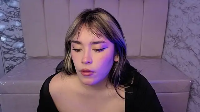 Laksmy v online show from 01.08.26