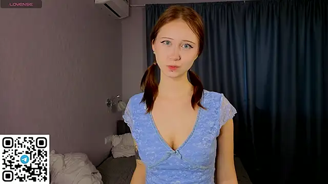 Snapshot of EvaaAnderson chatting on 01.07.26 EvaaAnderson online show from 01.07.26