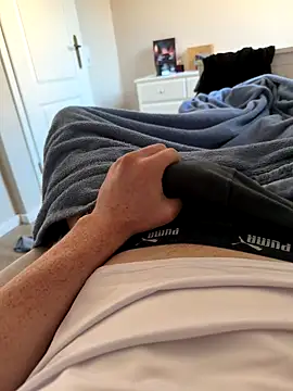 angei094 online show from 12.15.25