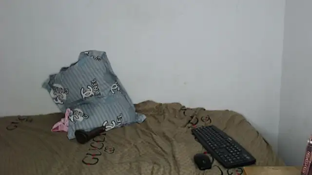 Snapshot of Belle2556 chatting on 01.08.26 Belle2556 online show from 01.08.26