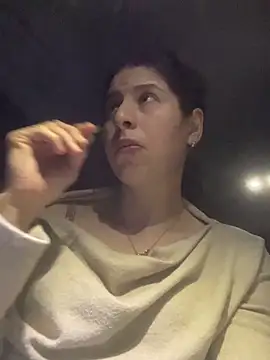 Snapshot of coupledeea chatting on 02.20.26 coupledeea online show from 02.20.26