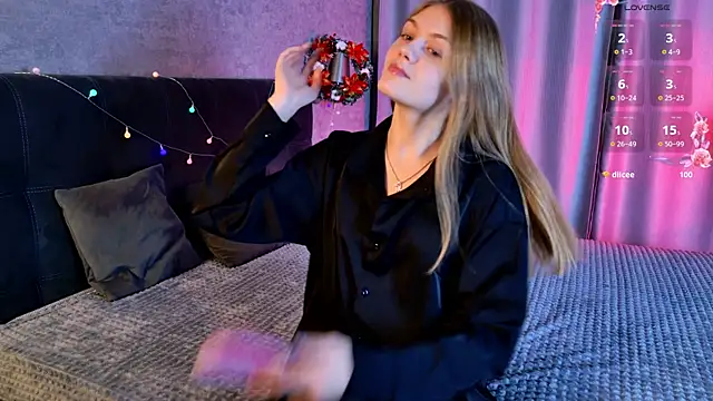  Kate cute online show from 12.18.25