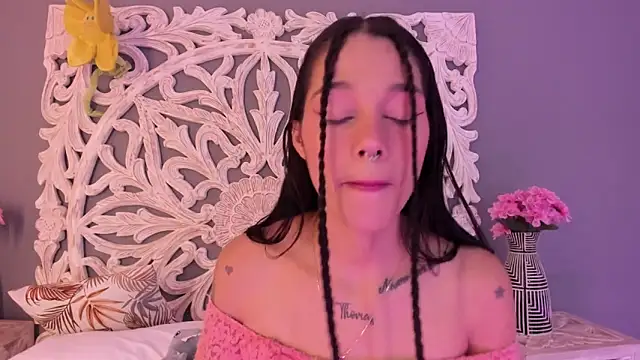 loraineblake online show from 02.11.26