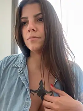 Snapshot of lililovexx chatting on 01.17.26 lililovexx online show from 01.17.26