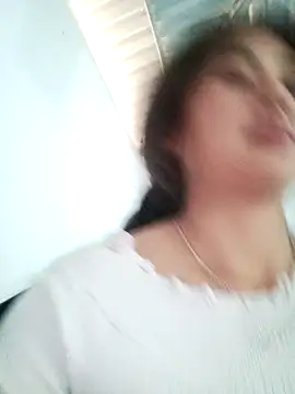 Him MountainGirl online show from 12.17.25