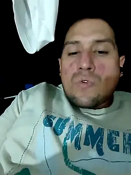 Snapshot of DarkOnebaki- chatting on 04.28.26 DarkOnebaki- online show from 04.28.26