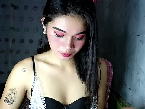 Snapshot of bombely_69 chatting on 04.29.26 bombely 69 online show from 04.29.26