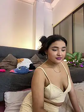 ladulcemary  online show from 02.02.26