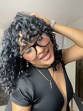 Snapshot of ladulcemary_ chatting on 05.16.26 ladulcemary online show from 05.16.26