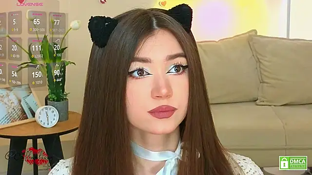 oliviaah  online show from 04.03.26