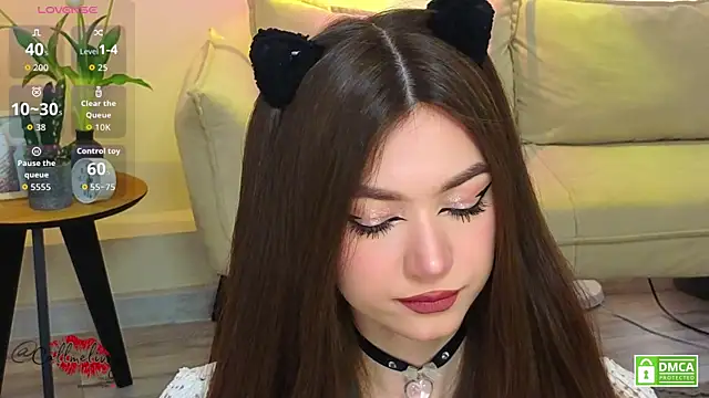 oliviaah  online show from 04.15.26