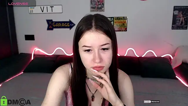 Snapshot of Bellaa_Dream1 chatting on 06.21.26 Bellaa Dream1 online show from 06.21.26