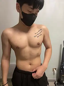 kimze7 online show from 03.18.26