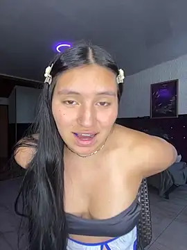 Snapshot of Agatta-X chatting on 12.17.25 Agatta-X online show from 12.17.25