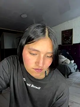 Snapshot of Agatta-X chatting on 12.19.25 Agatta-X online show from 12.19.25