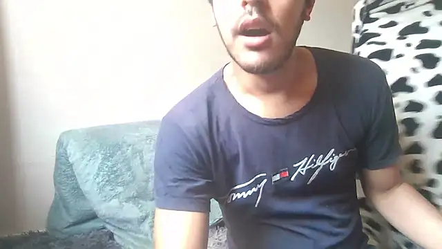 Hot Contrasts online show from 01.16.26